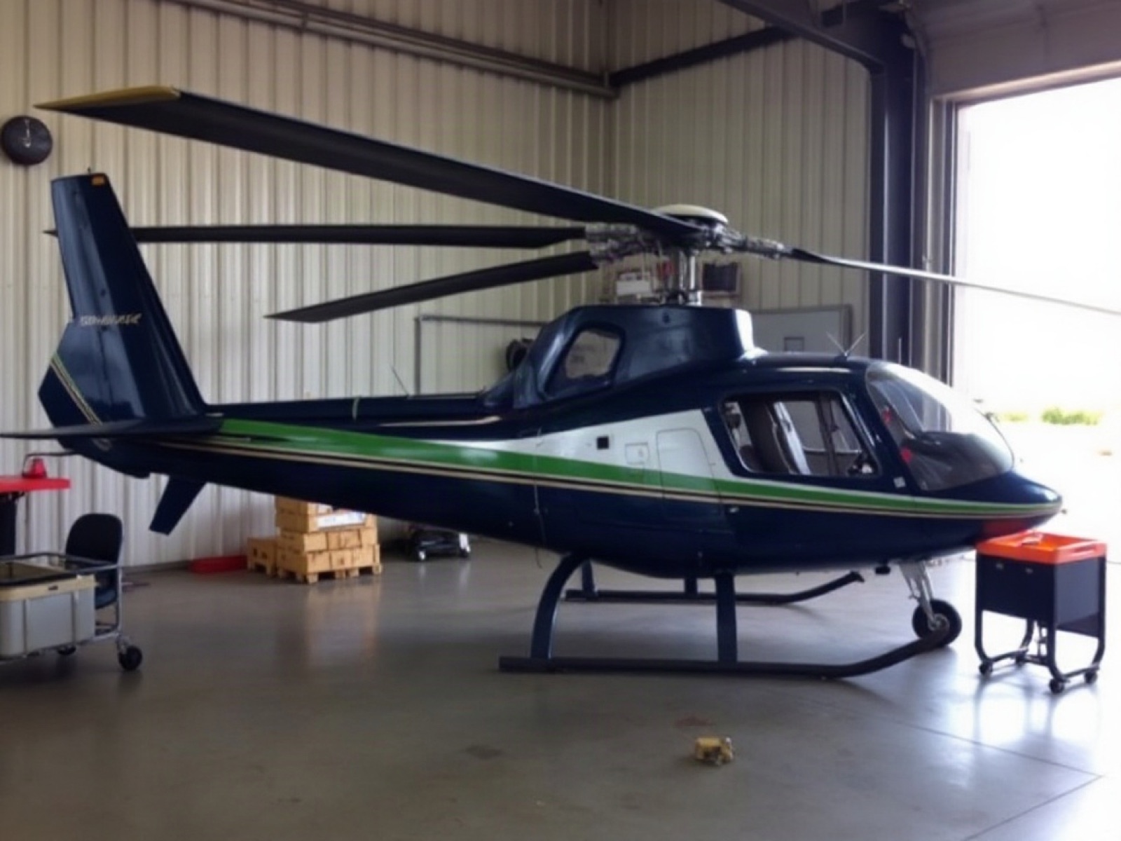 Helicópteros Robinson y talleres